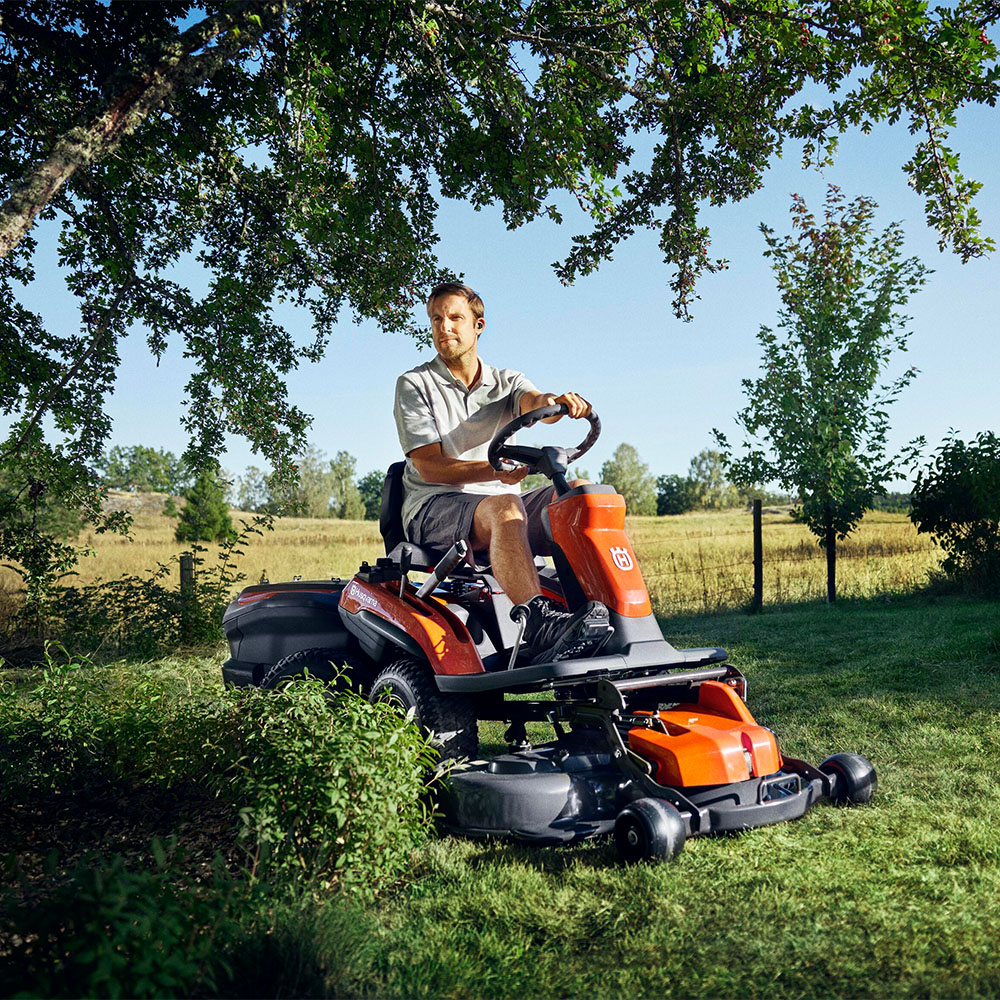 Produktabbildung: Husqvarna - R 200iX ohne Akku und Ladegerät, ohne Mähdeck