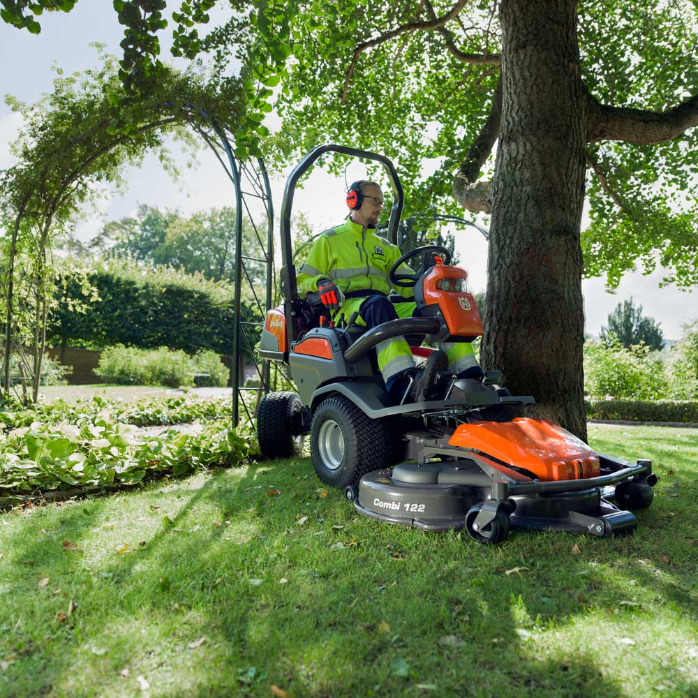 Produktabbildung: Husqvarna - P 524EFI ohne Mähdeck
