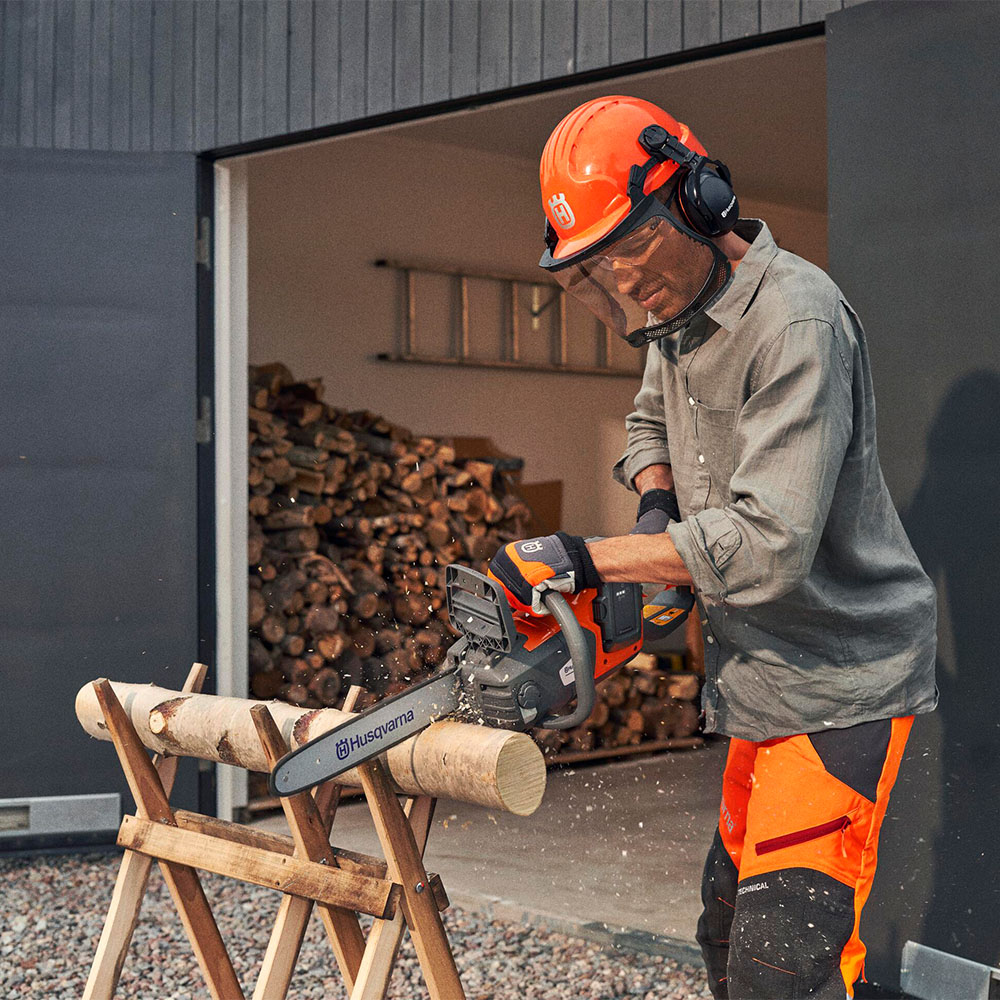 Produktabbildung: Husqvarna - 225i 12 Zoll ohne Akku und ohne Ladegerät