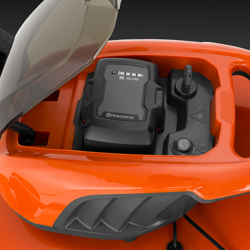 Produktabbildung: Husqvarna - LC 142iS inkl. 2 Akkus und Ladegerät (Aktionsset)