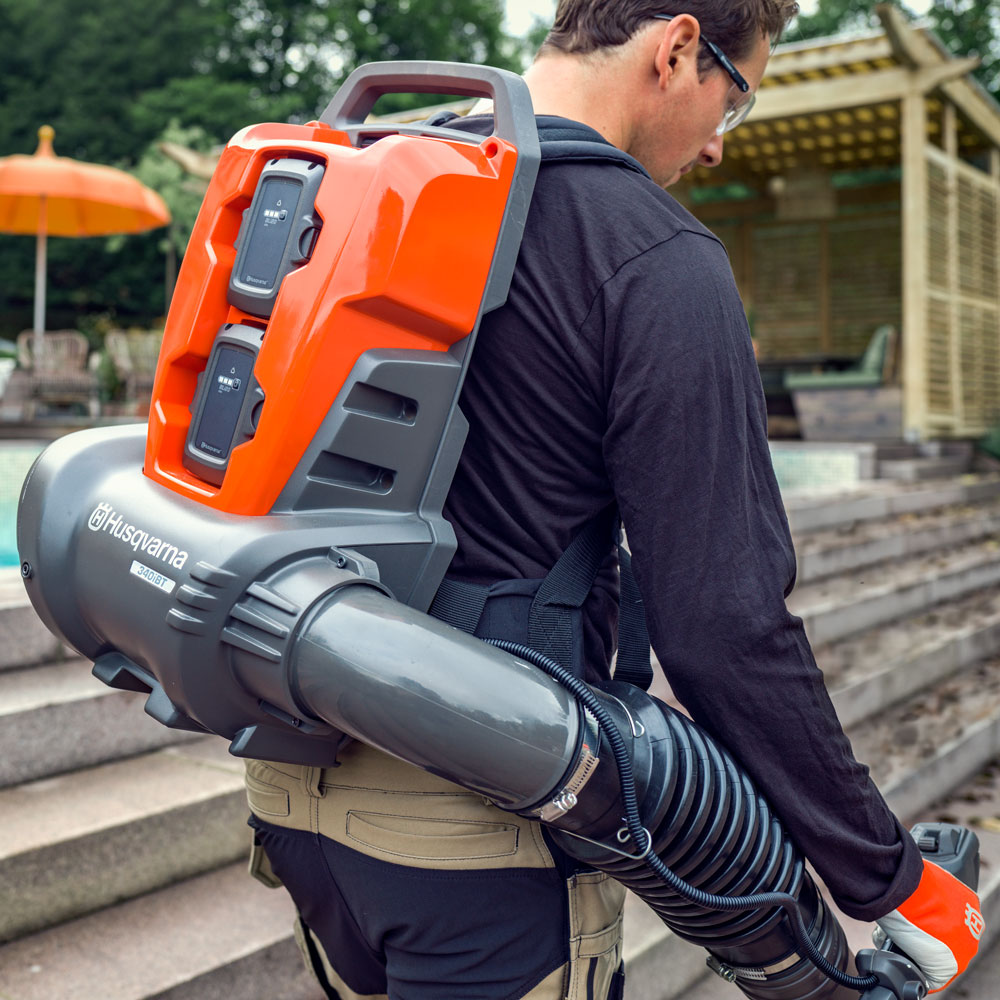 Produktabbildung: Husqvarna - 340iBT ohne Akku und ohne Ladegerät